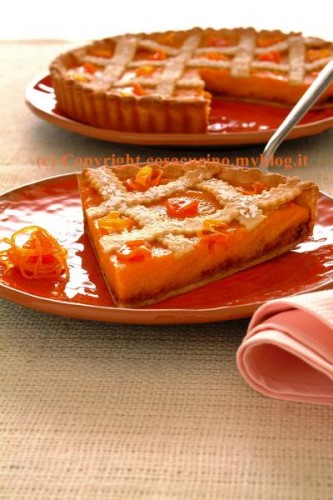 torta di carote con arancia e maretti.jpg