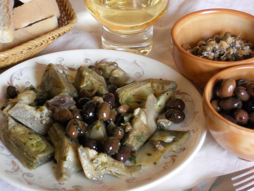 Carciofi-a-funghetto-con-olive-taggiasche